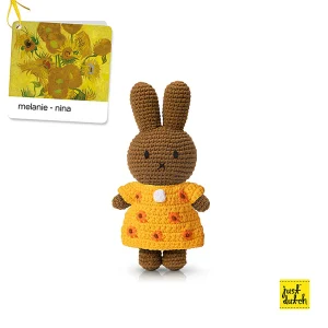 Just Dutch - Melanie - Nina handmade en haar zonnebloem jurk